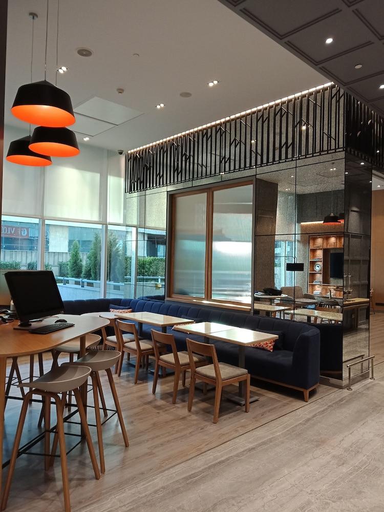 גורגאון Holiday Inn Express Gurugram Sector 50 By Ihg מראה חיצוני תמונה