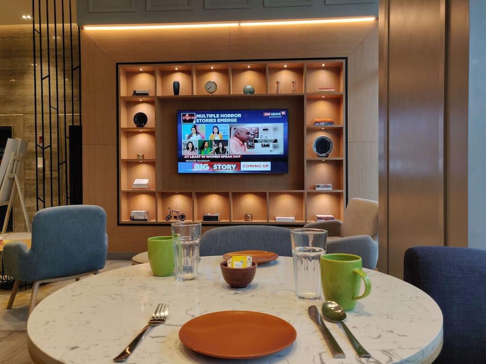 גורגאון Holiday Inn Express Gurugram Sector 50 By Ihg מראה חיצוני תמונה