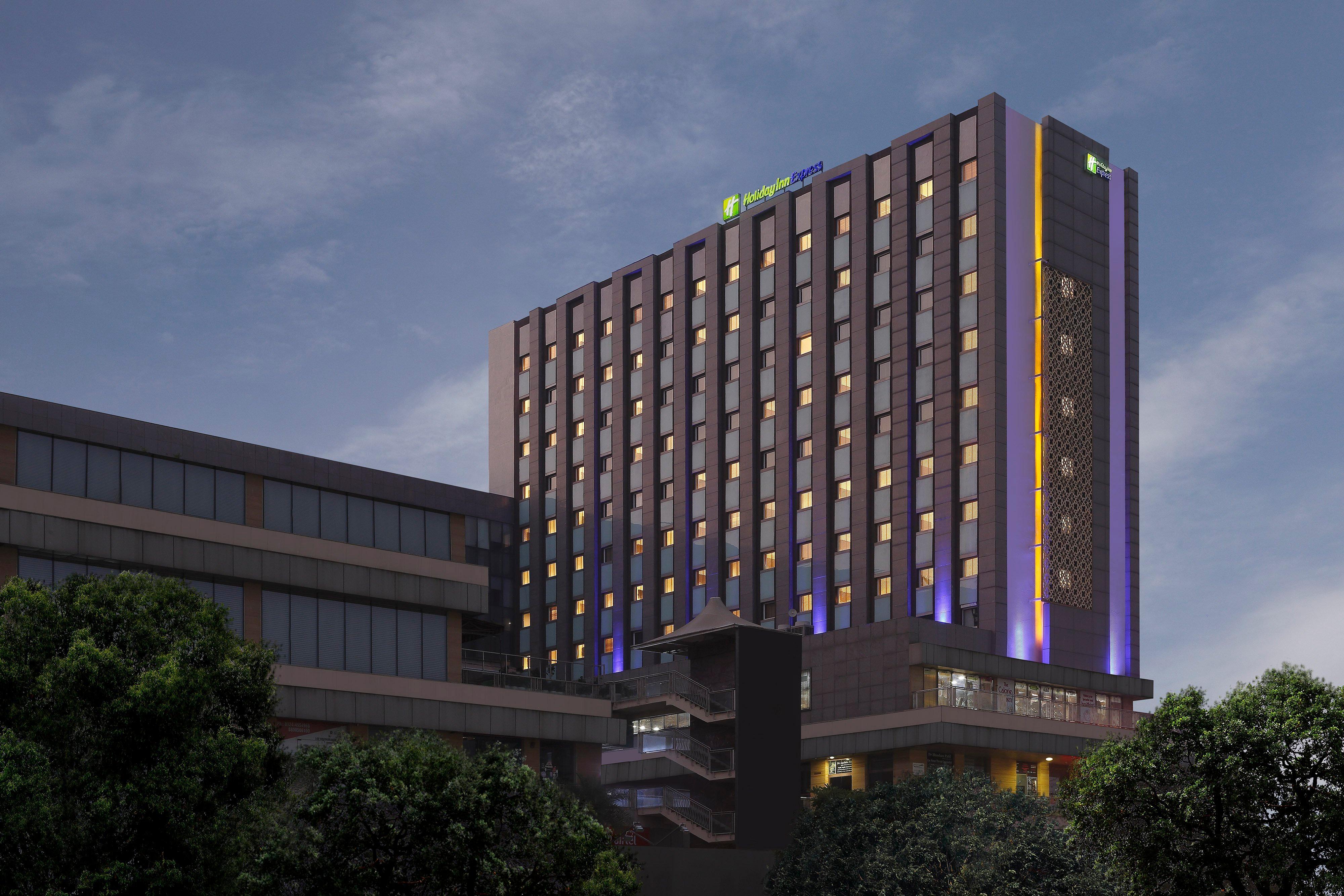 גורגאון Holiday Inn Express Gurugram Sector 50 By Ihg מראה חיצוני תמונה