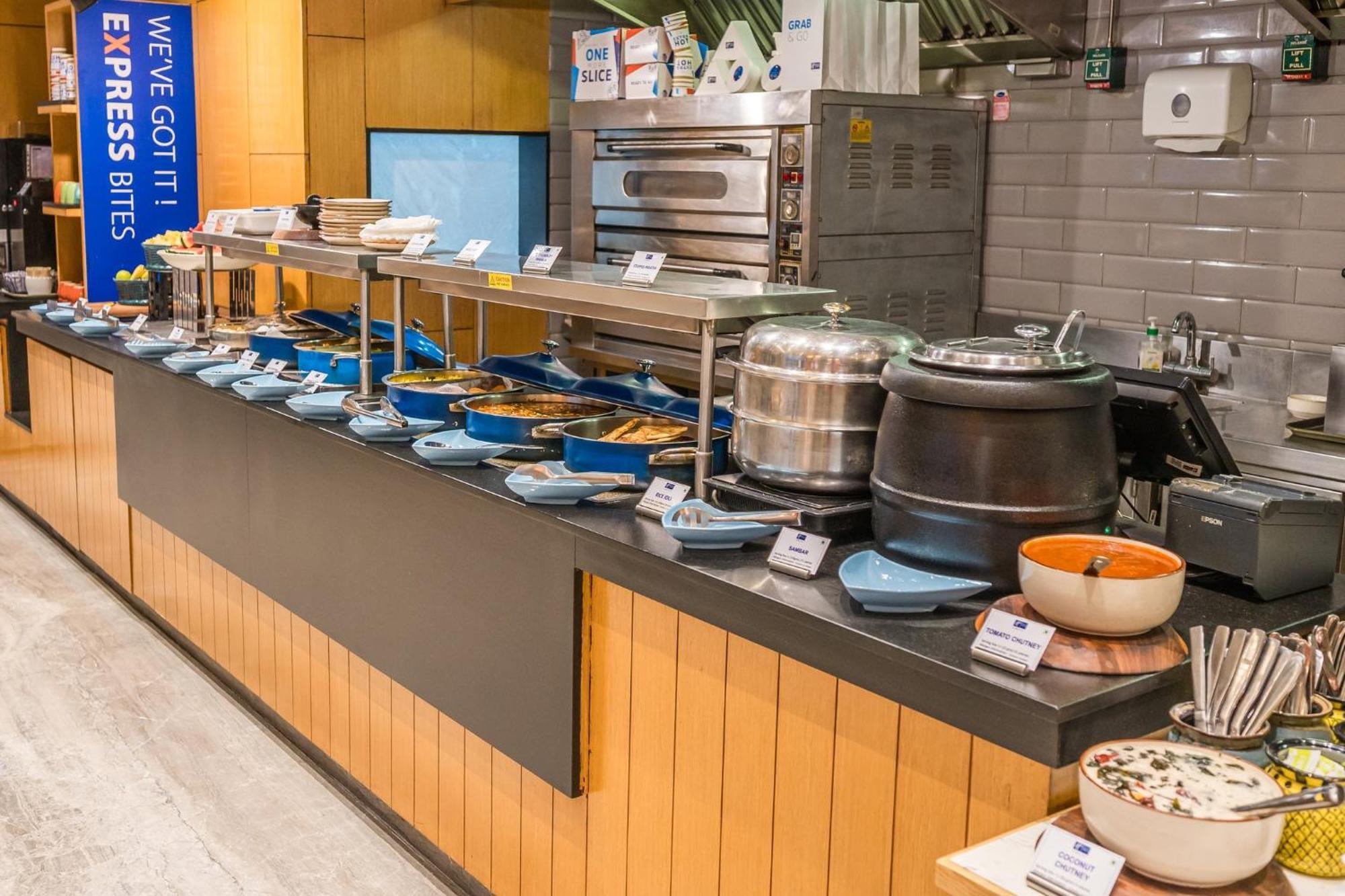 גורגאון Holiday Inn Express Gurugram Sector 50 By Ihg מראה חיצוני תמונה